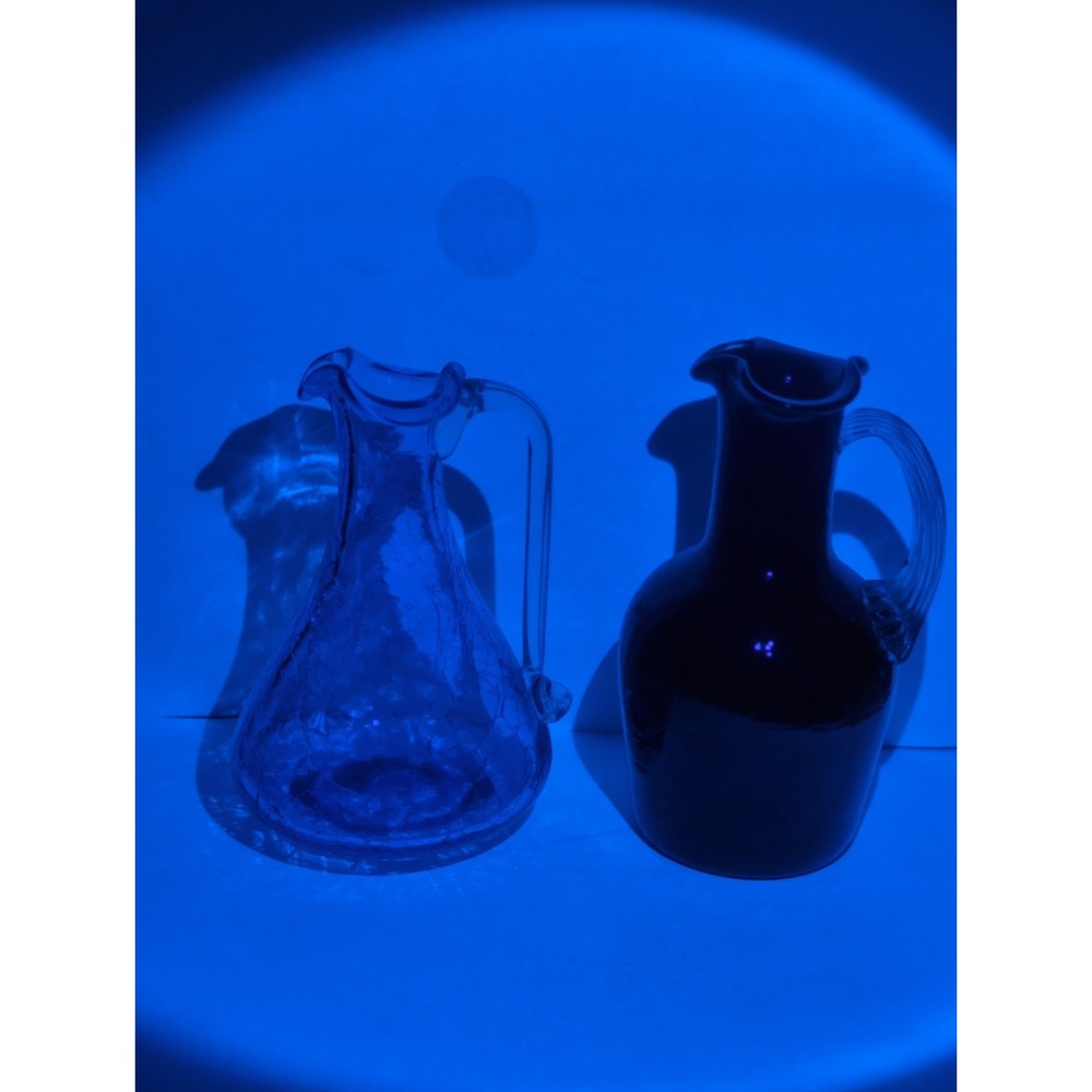 Vintage Cracked Glass Hand Blown Mini Pitchers / Bud Vases Set Of 2 Art Glass - Picture 10 of 15